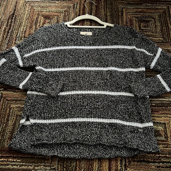 Hollister Sweater size XS great condition - Picture 1 of 4